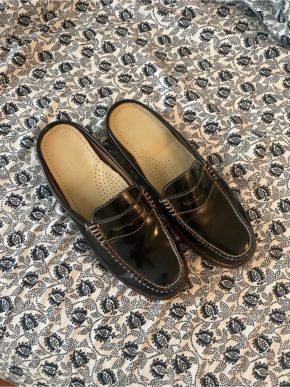 G.H. Bass Weejuns Wynn Black Patent Slip-on Penny Loafer
